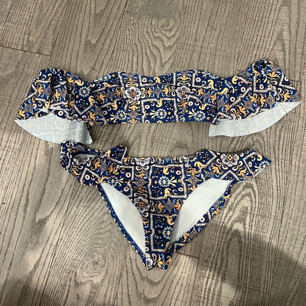 gold and blue off the shoulder bikini